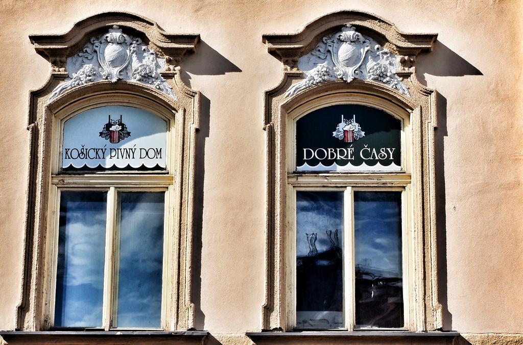 Penzion Dobre Casy Caşonia Exterior foto